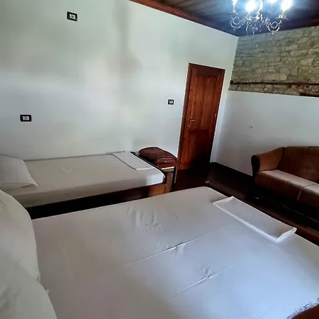 게스트하우스 House Gjirokastër