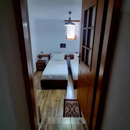 Celo's House 招待所 *