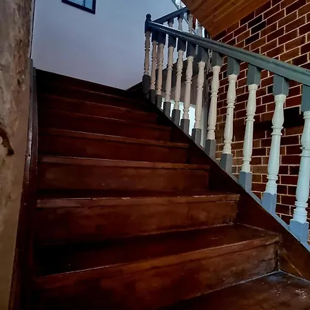 Celo's House 招待所 *