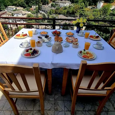 Celo's House 招待所 Gjirokastër