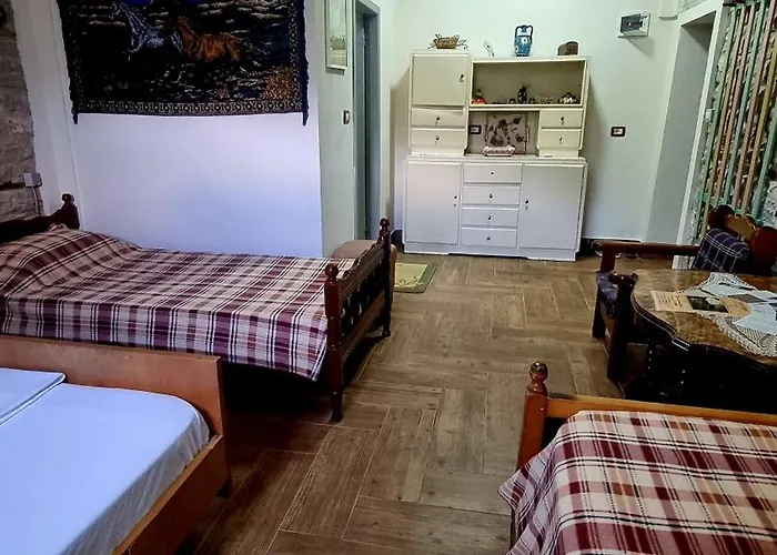 çelo's House * Gjirokastër