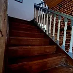 House בית הארחה *