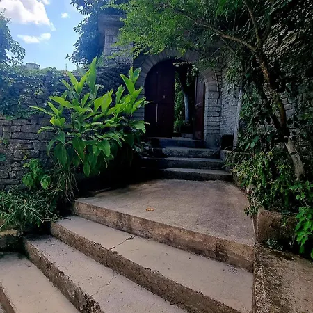 Celo's House * Gjirokastër