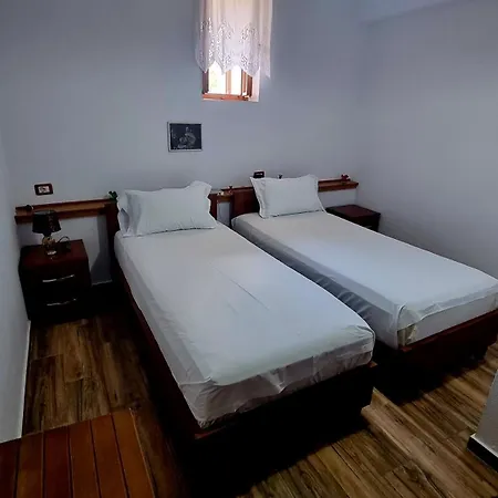 Celo's House * Gjirokastër